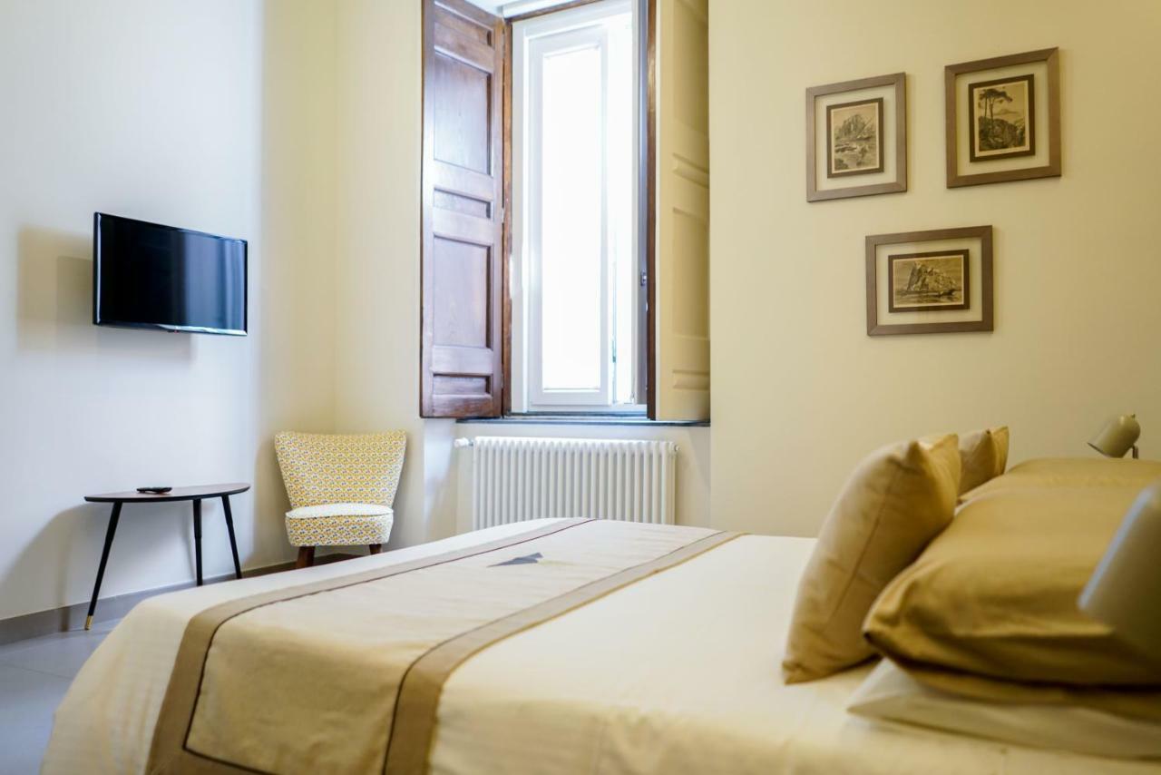 Palazzo Toledano Bed and Breakfast Neapel Exteriör bild